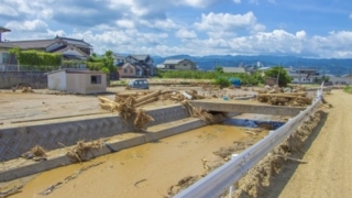 暴れ川
